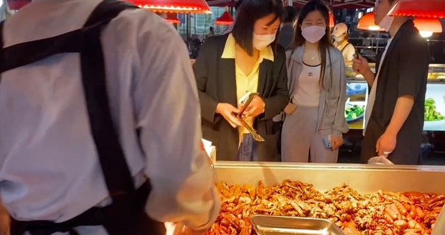 在小区开家鸭脖店？3元成本卖6元，一天能赚5-600元，年挣十几万！